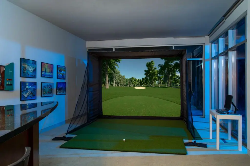 Basement golf simulaotor